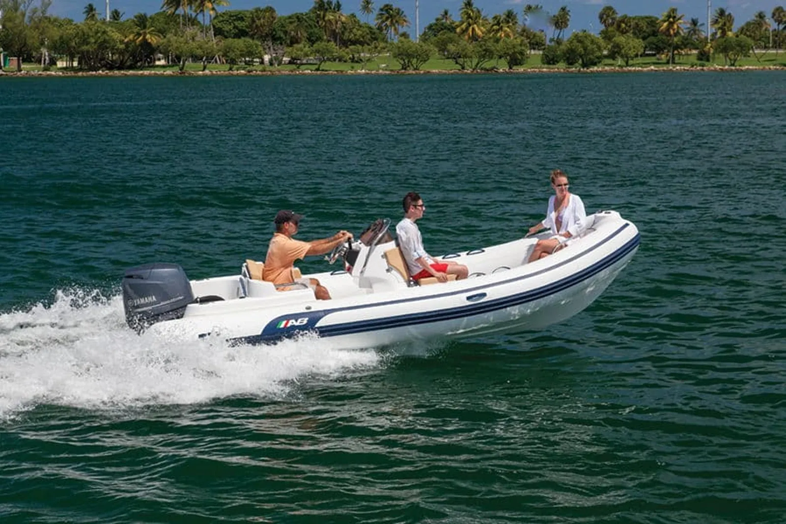 AB Inflatables Oceanus 17 VST — foto 2