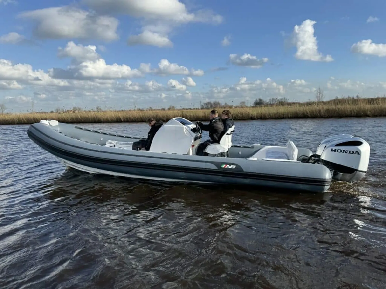 AB Inflatables Oceanus 28 VST — photo 11