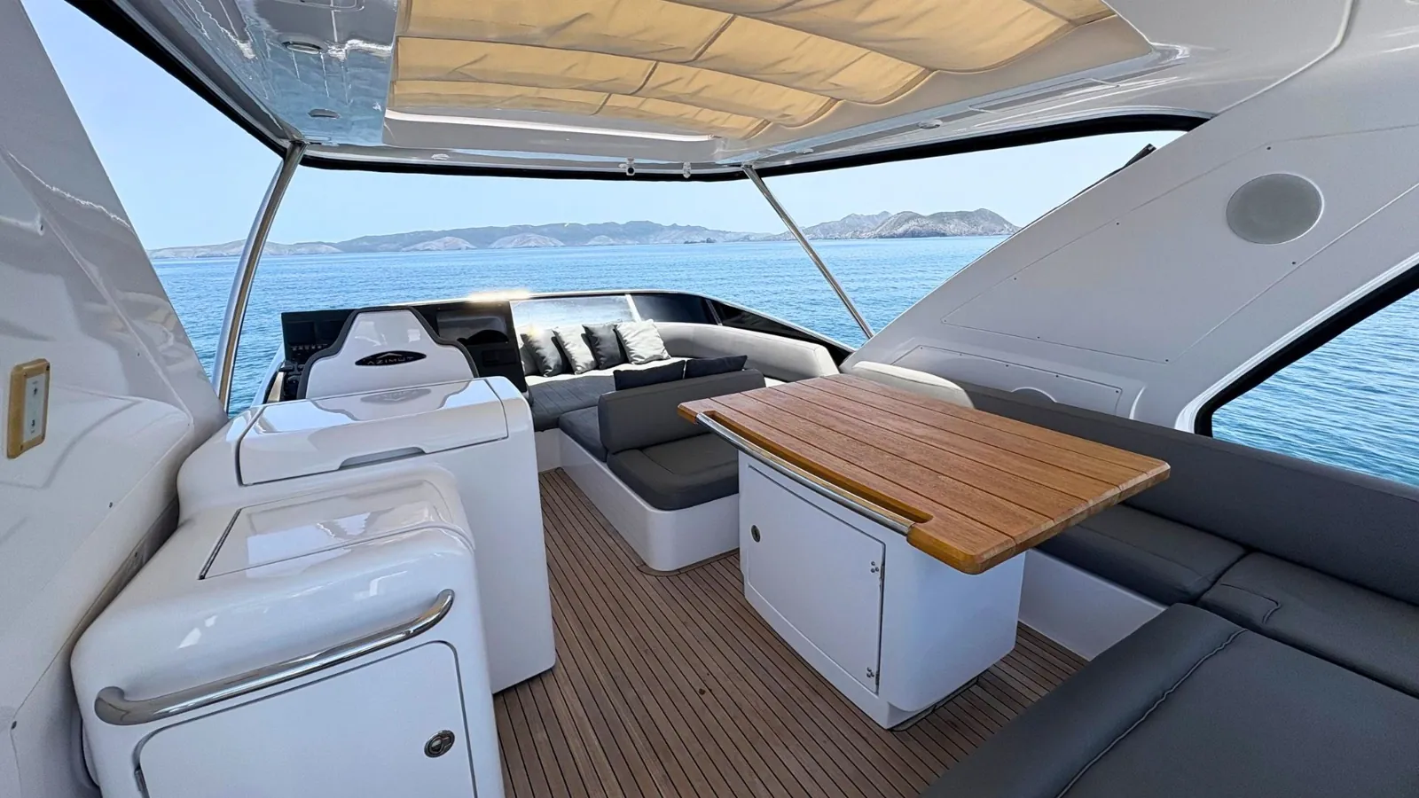 Azimut 64 — foto 5