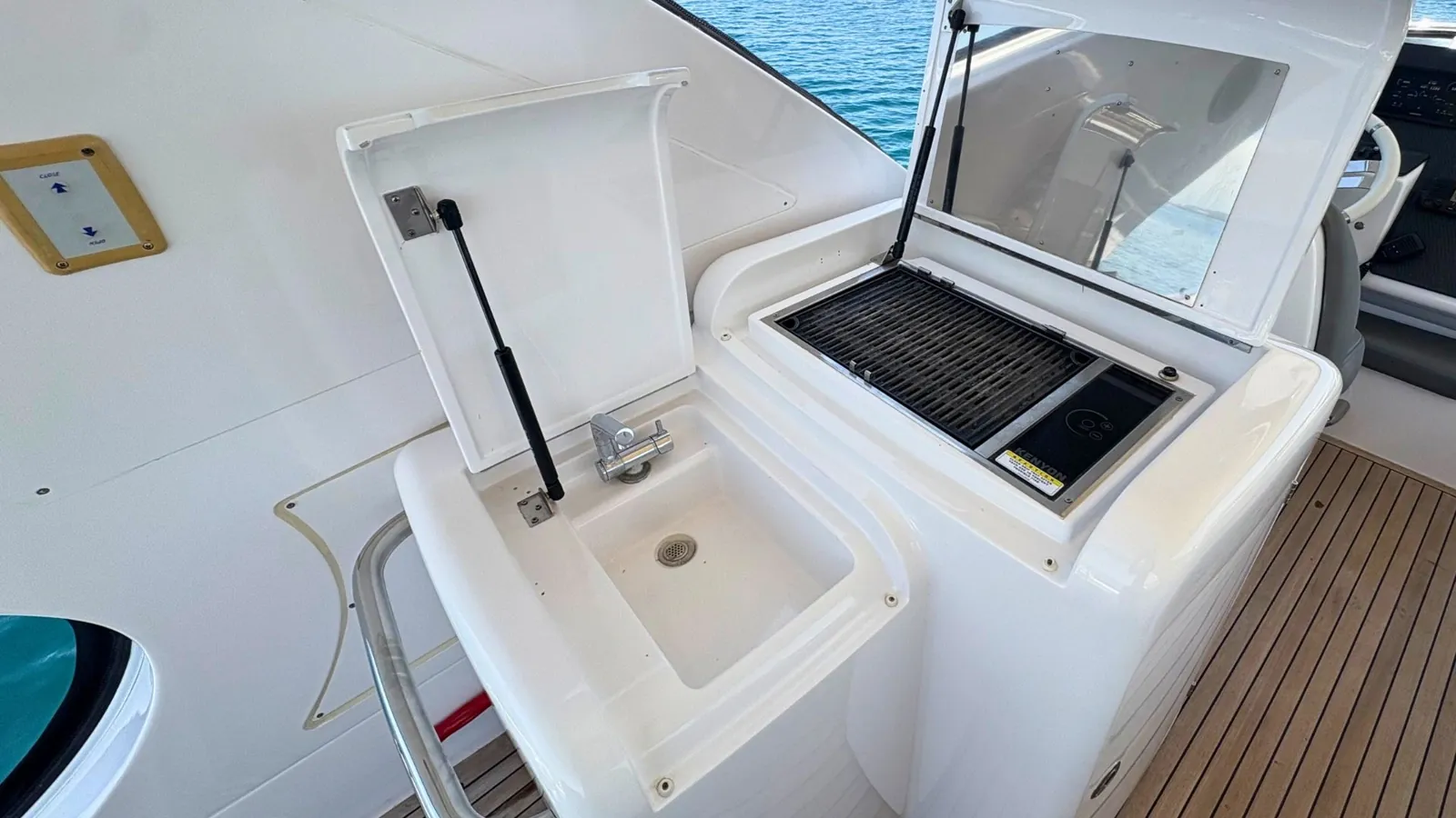 Azimut 64 — foto 6