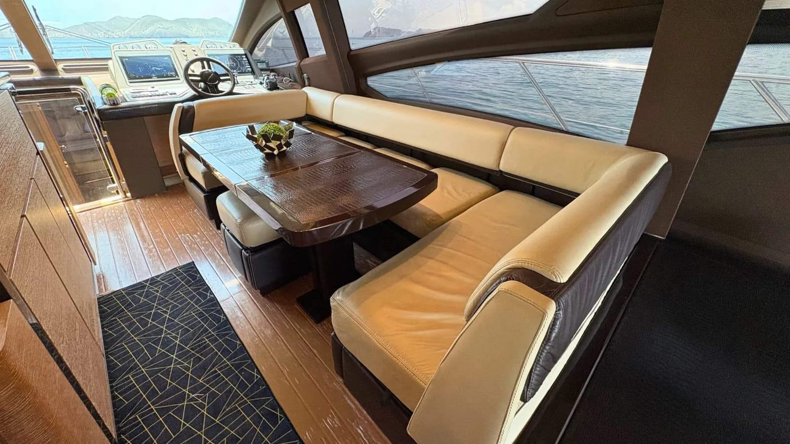 Azimut 64 — foto 10