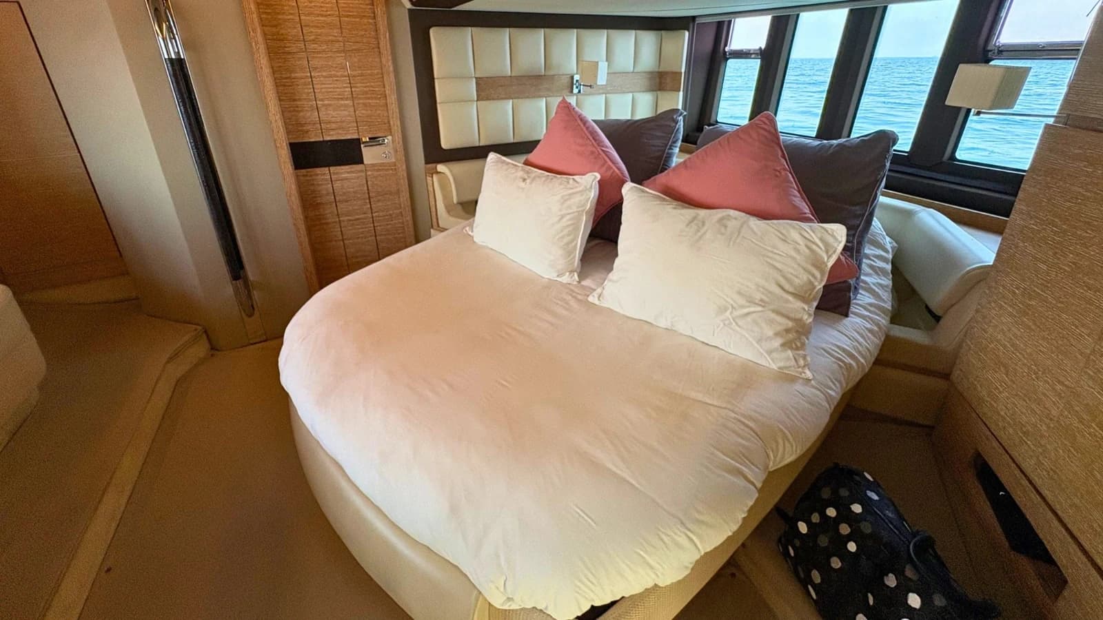 Azimut 64 — foto 17