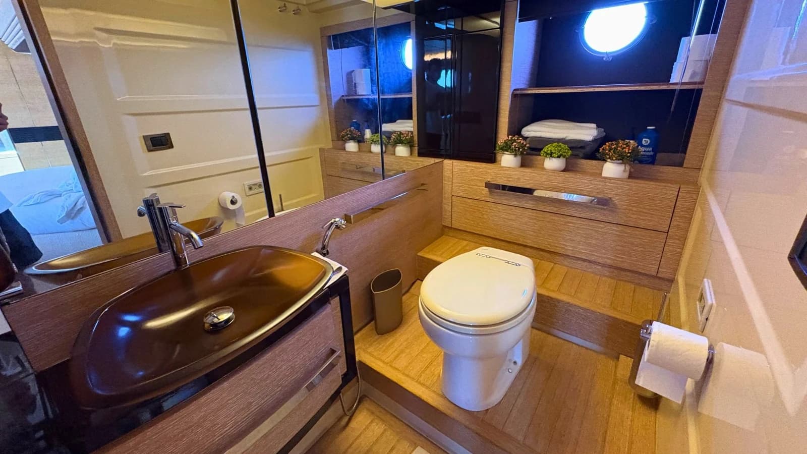Azimut 64 — foto 18