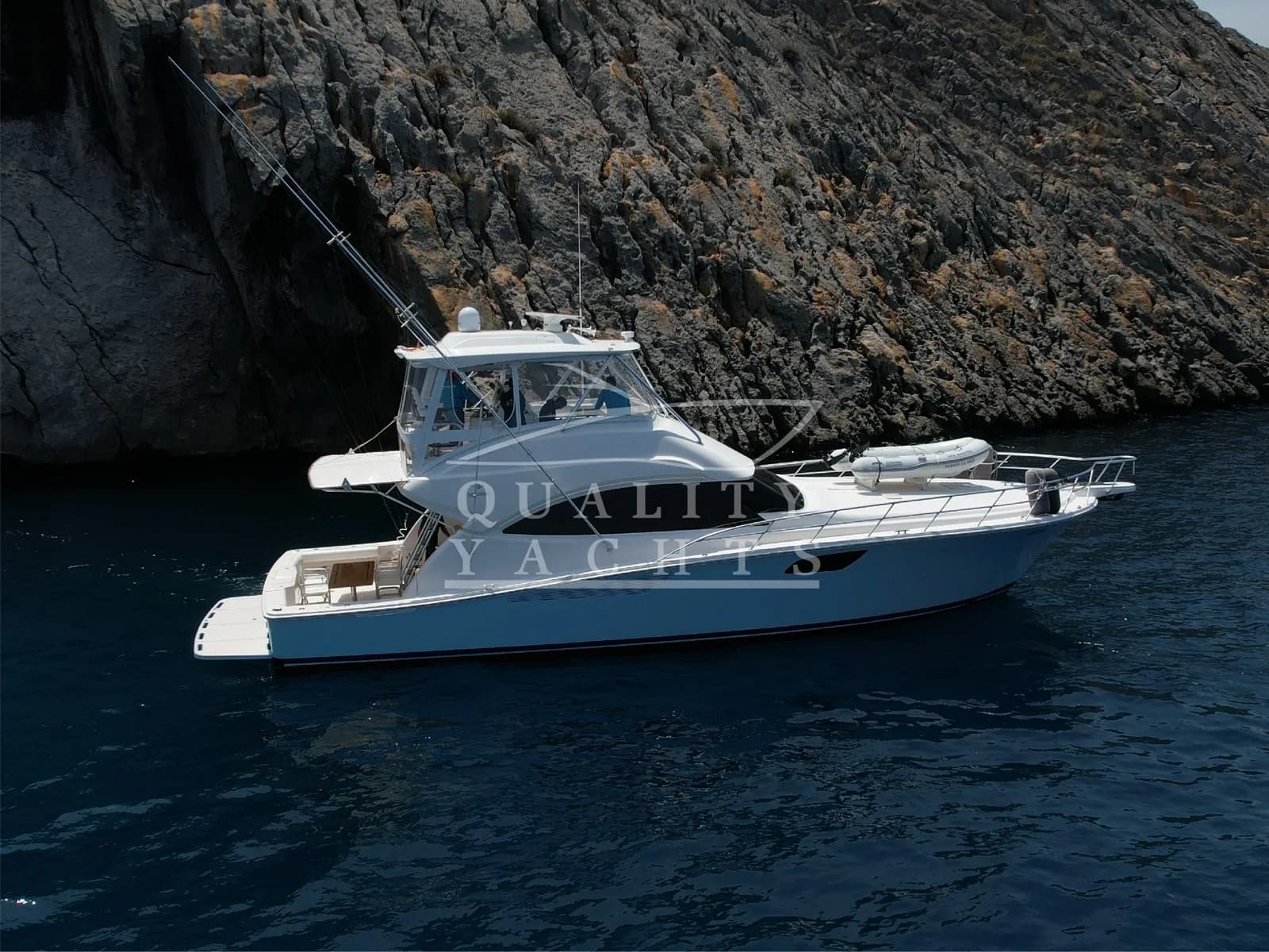 Bertram 54 Convertible — foto 3