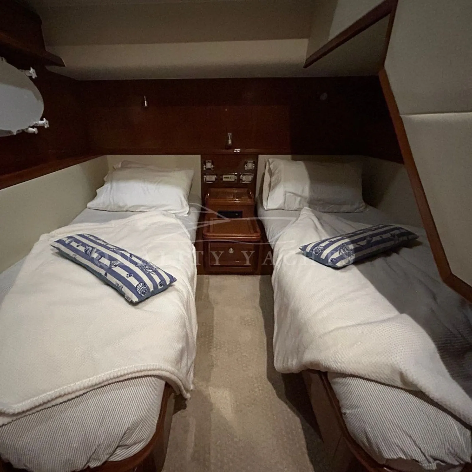 Bertram 63 — foto 14