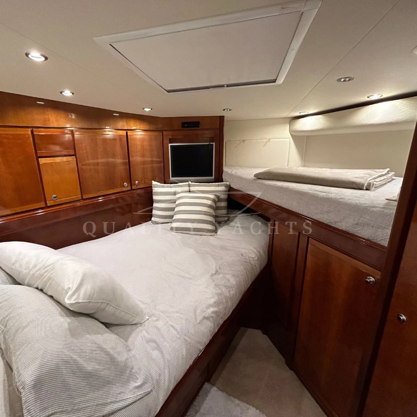 Bertram 63 — foto 15