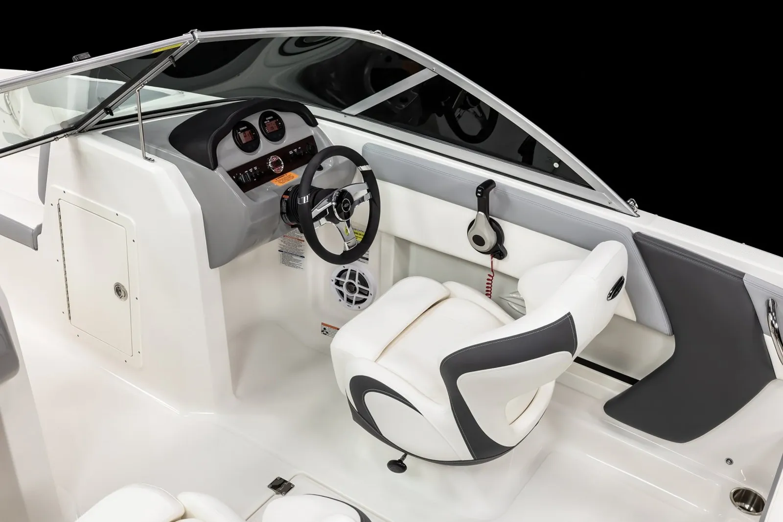 Chaparral 19 SSI OB — photo 4