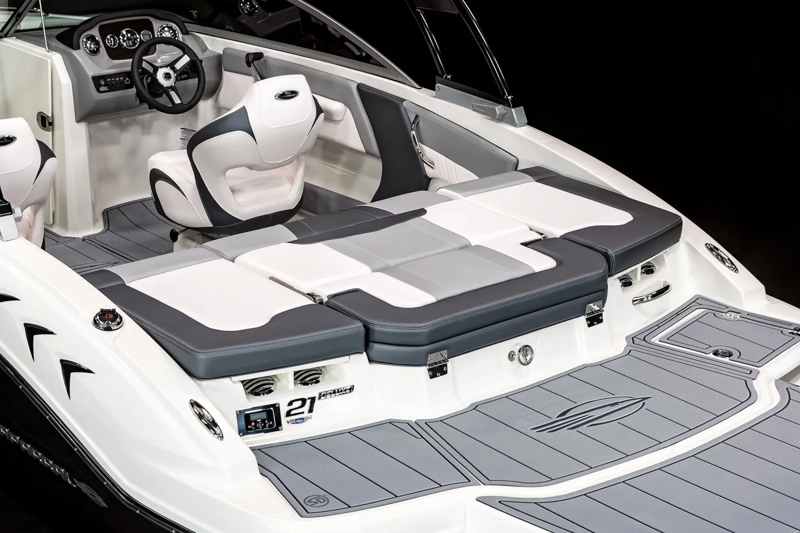 Chaparral 21 SSi — photo 3