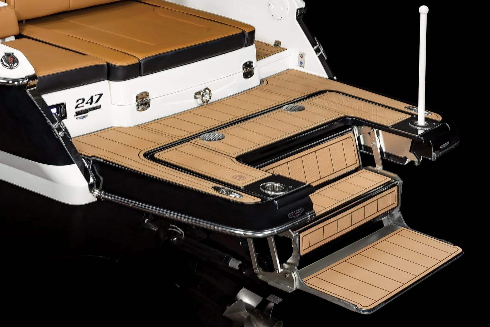 Chaparral 247 SSX — foto 8
