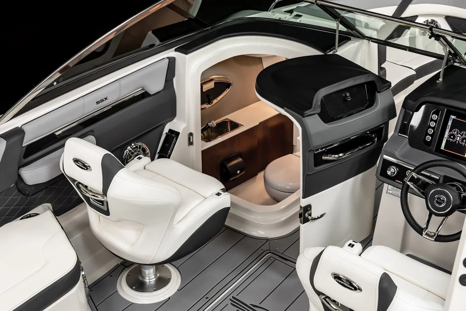 Chaparral 267 SSX — photo 11