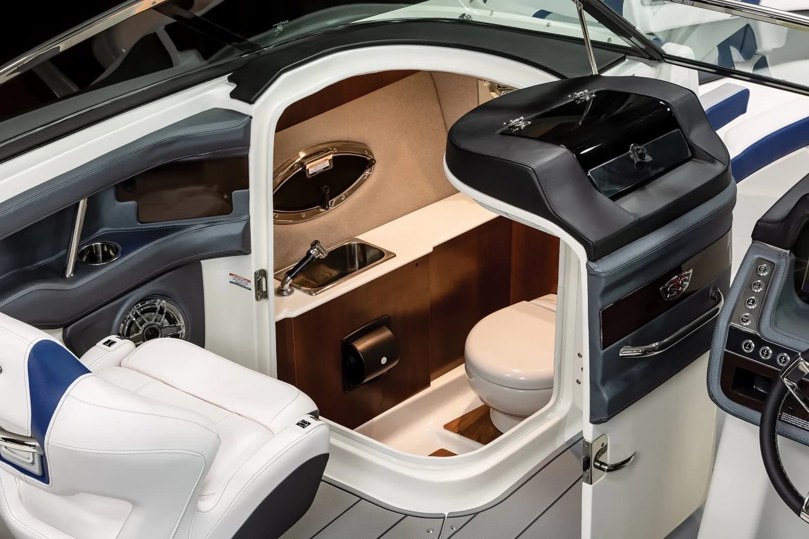 Chaparral 287 SSX — foto 12