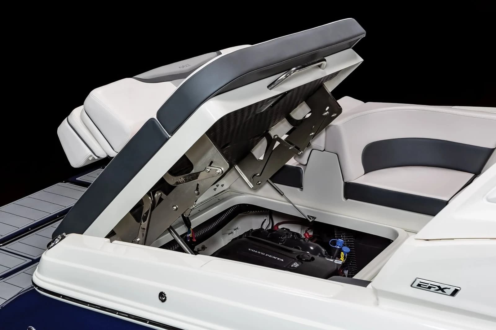 Chaparral 307 SSX — foto 9