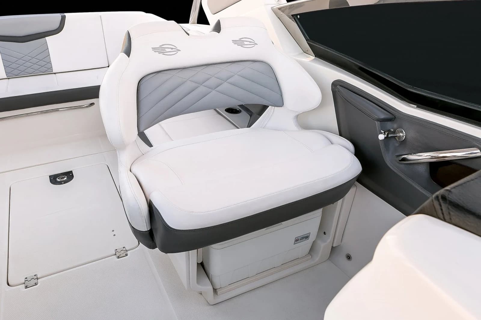 Chaparral 347 SSX — foto 11