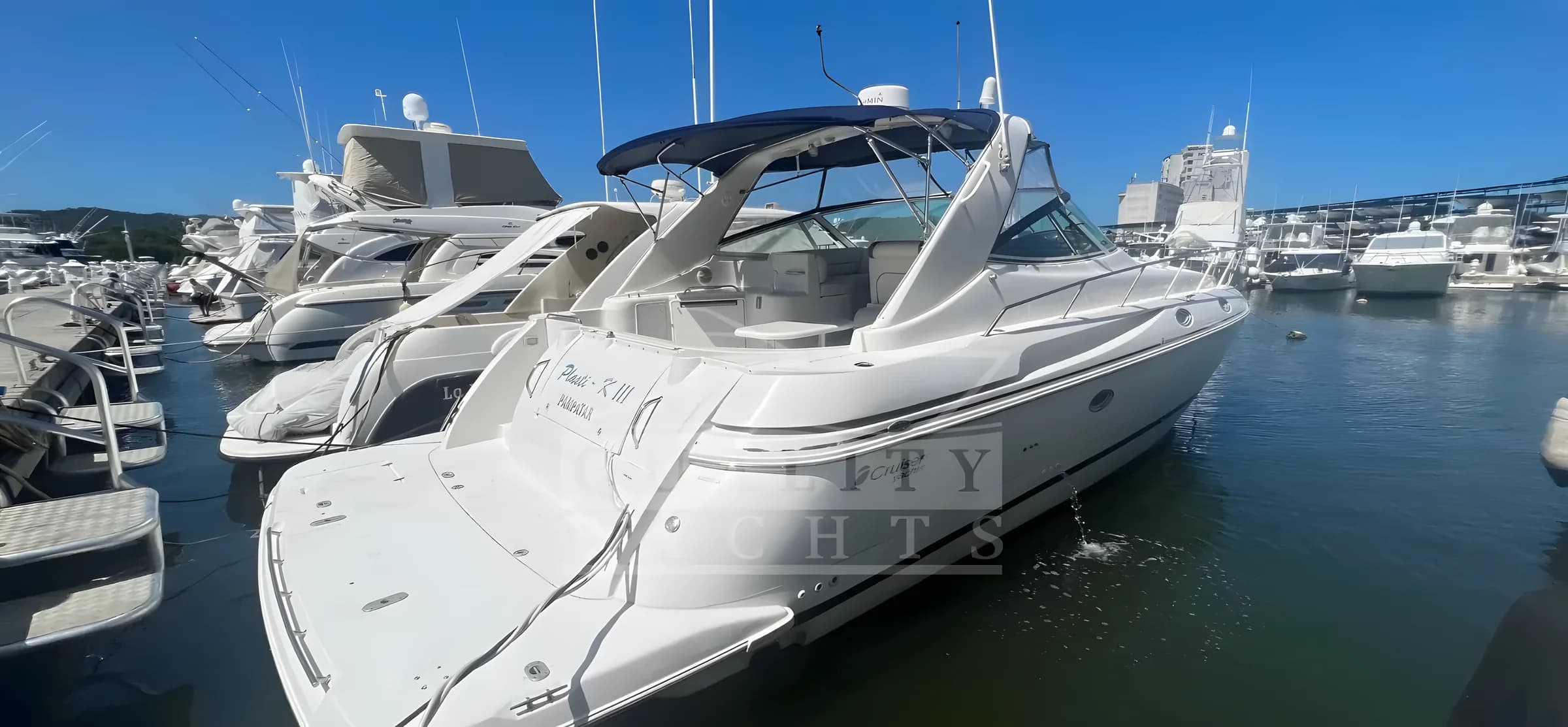 Cruisers Yachts 38.7 2001 — Puerto La Cruz, Venezuela