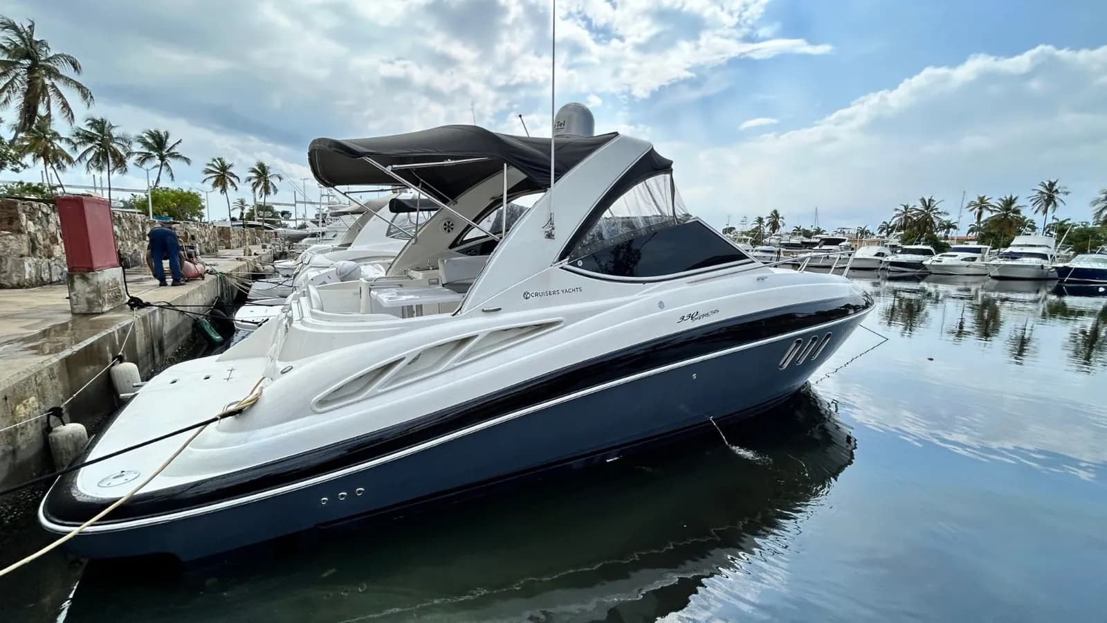 Cruisers Yachts Express 33 — foto 2
