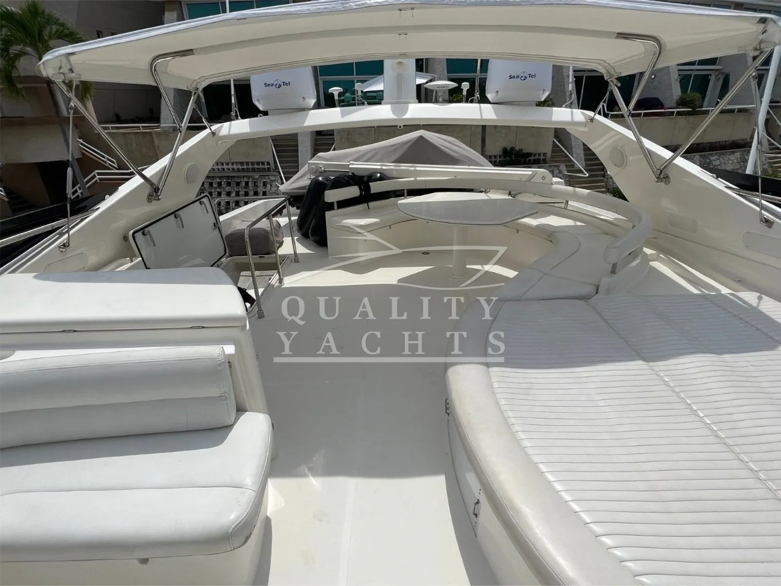 Ferretti 760 — photo 4