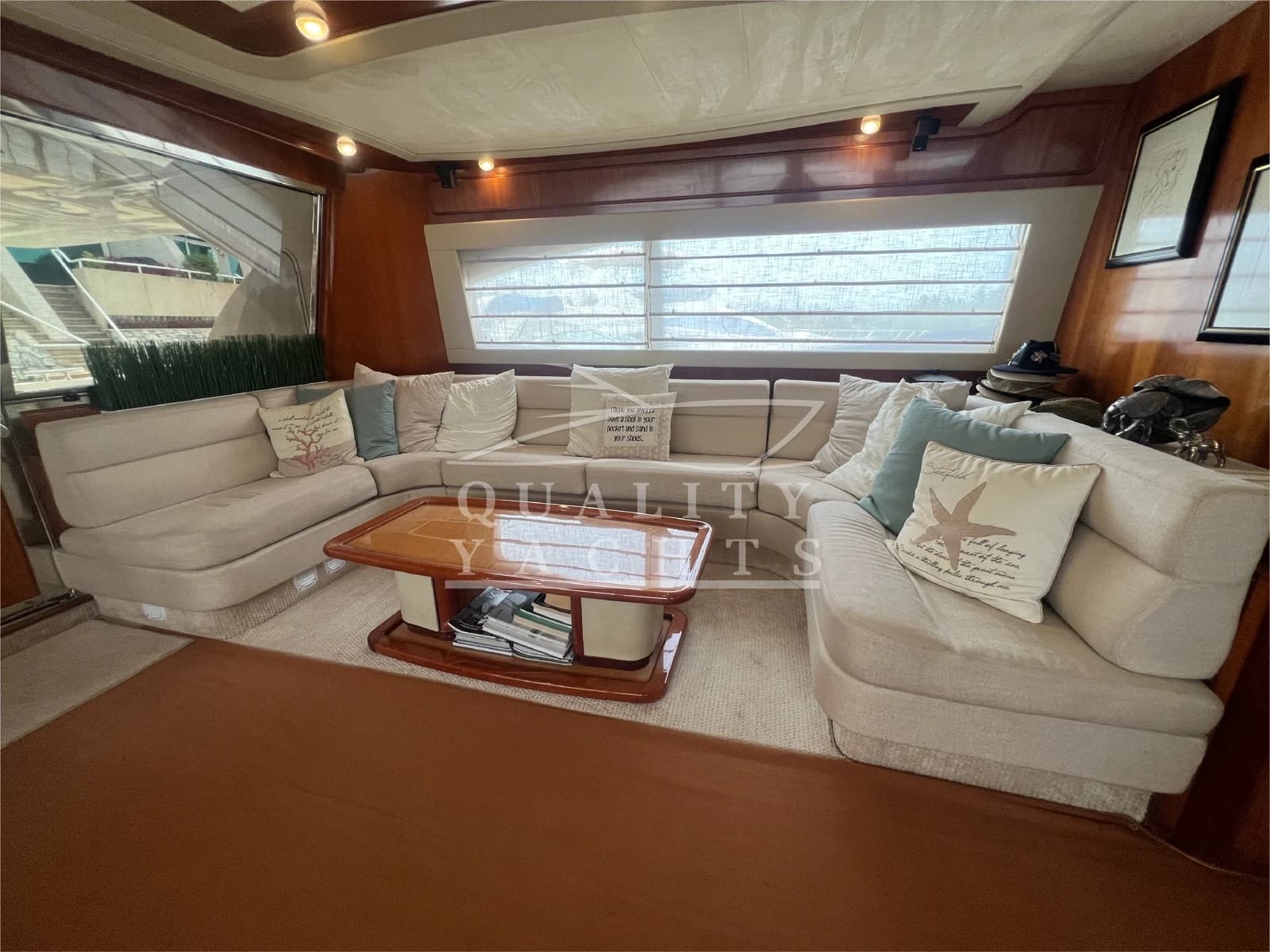 Ferretti 760 — photo 18