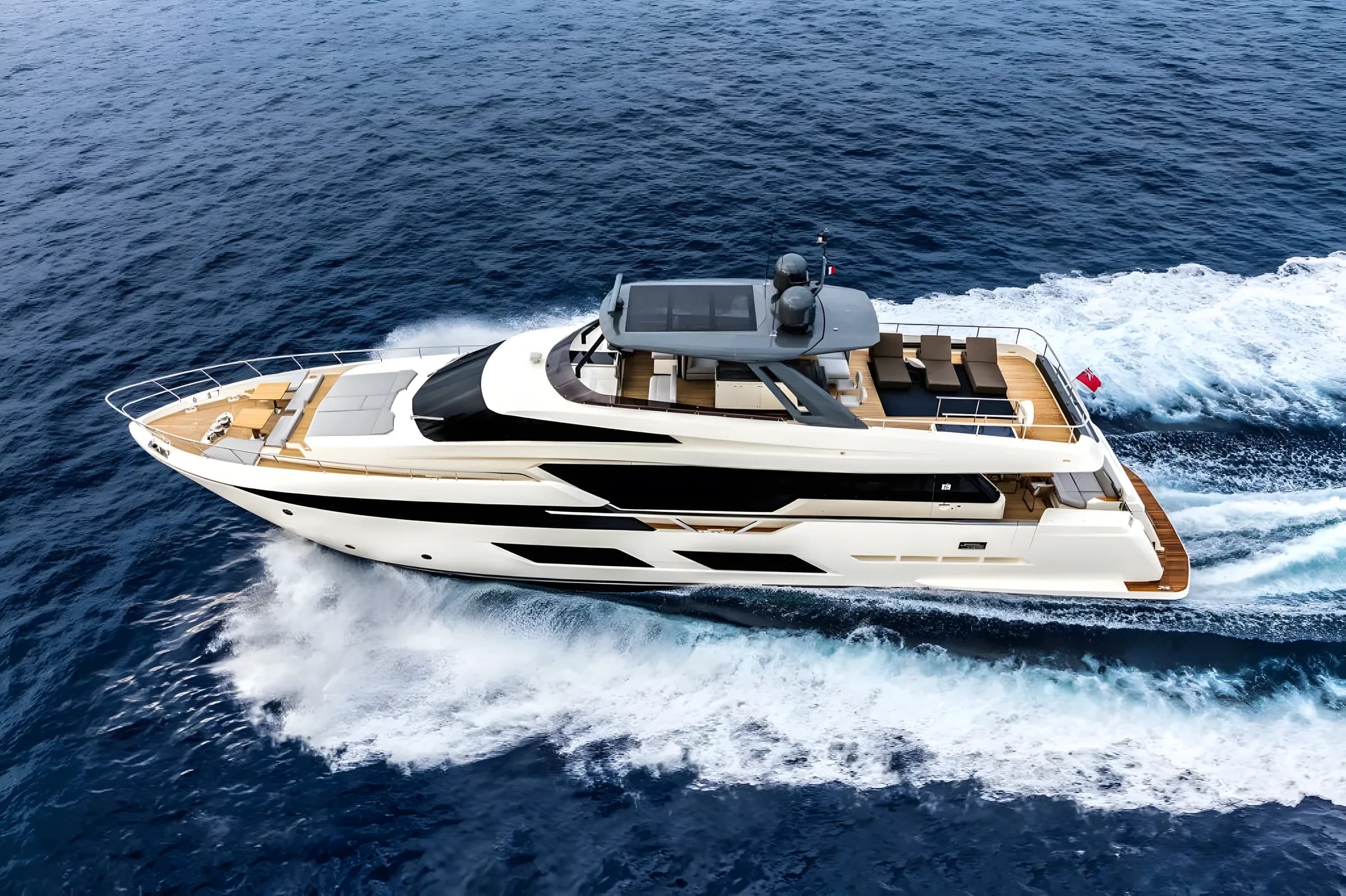 Ferretti 920 2027 — Bajo pedido