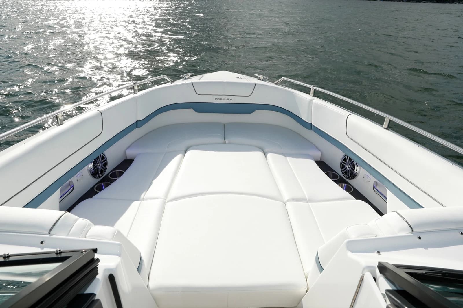 Formula 310 Bowrider — foto 6