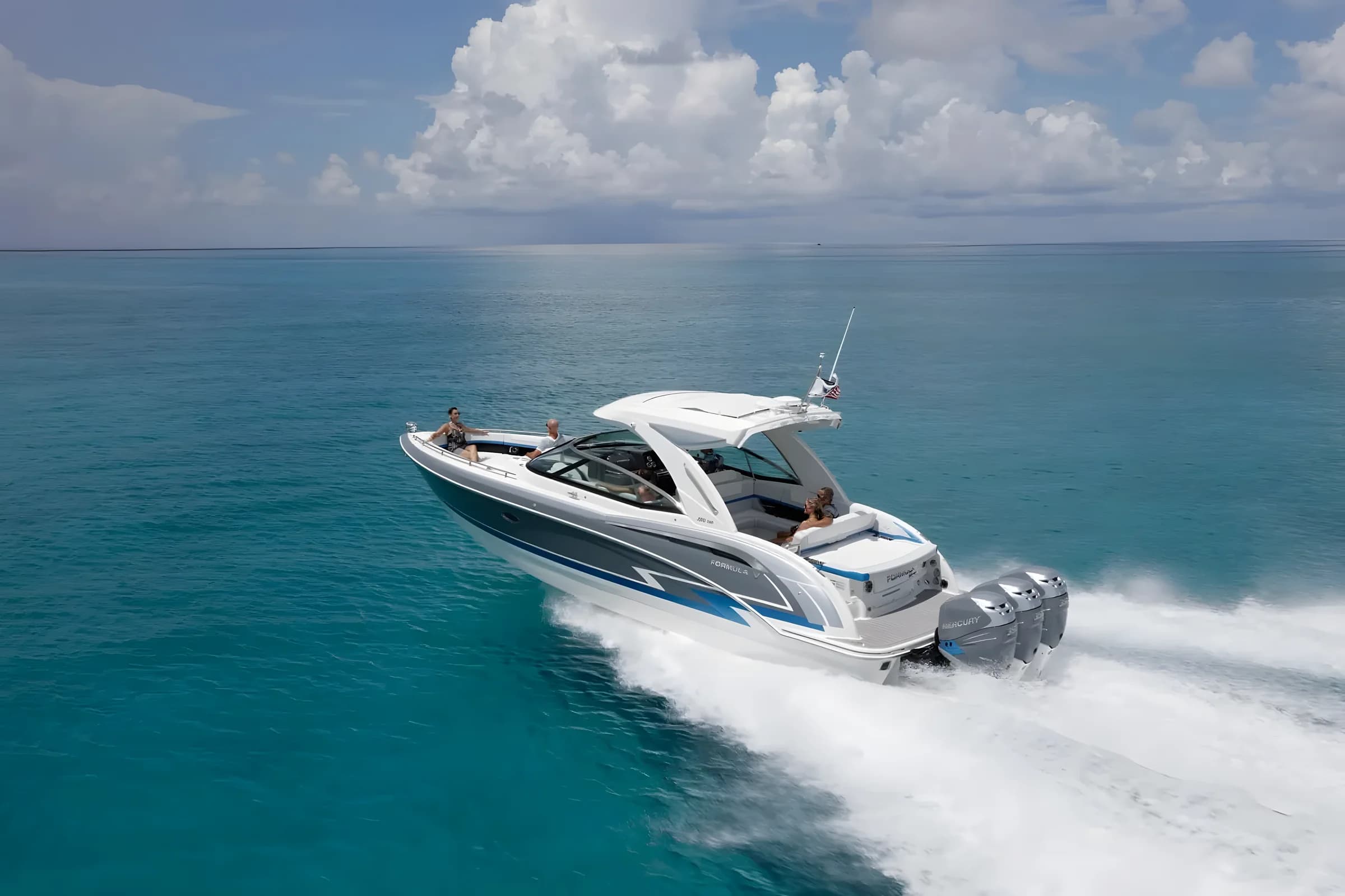 Formula 350 Crossover Bowrider 2024 — Bajo pedido