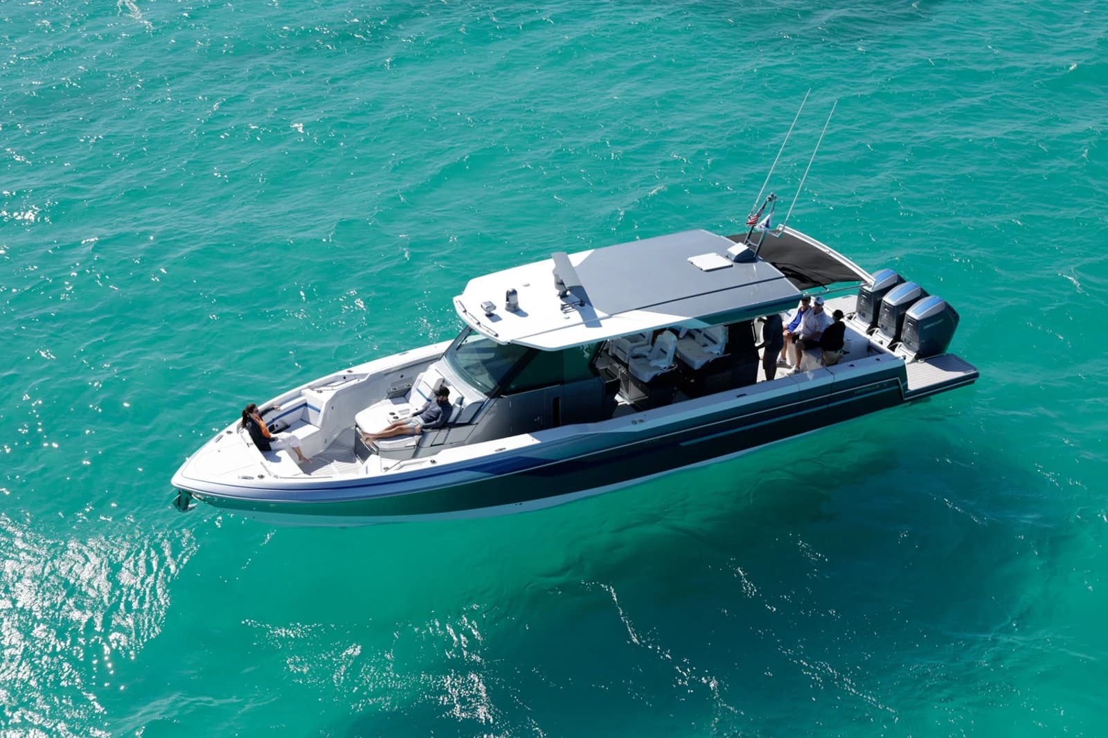 Formula 457 Center Console Fish — photo 6