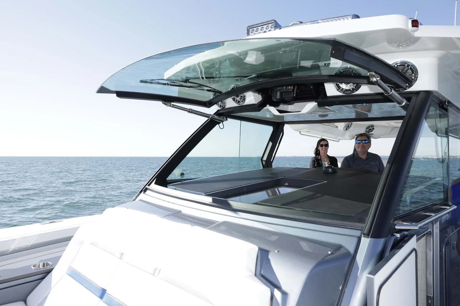 Formula 457 Center Console Fish — photo 11