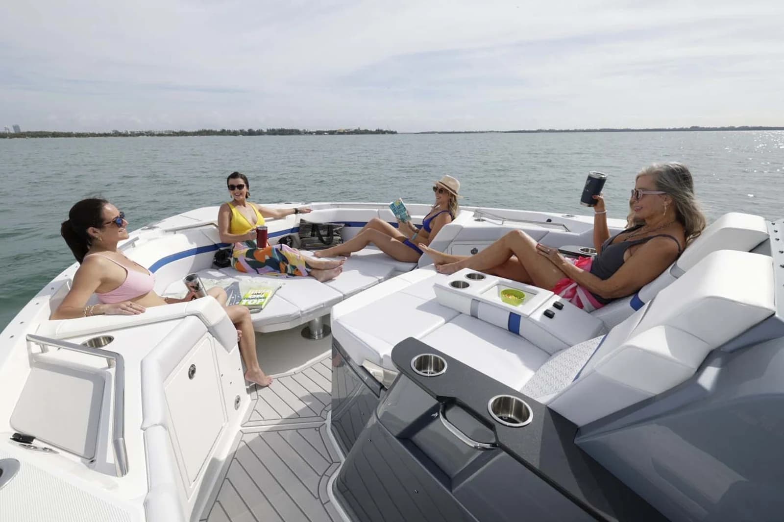 Formula 457 Center Console Fish — photo 18