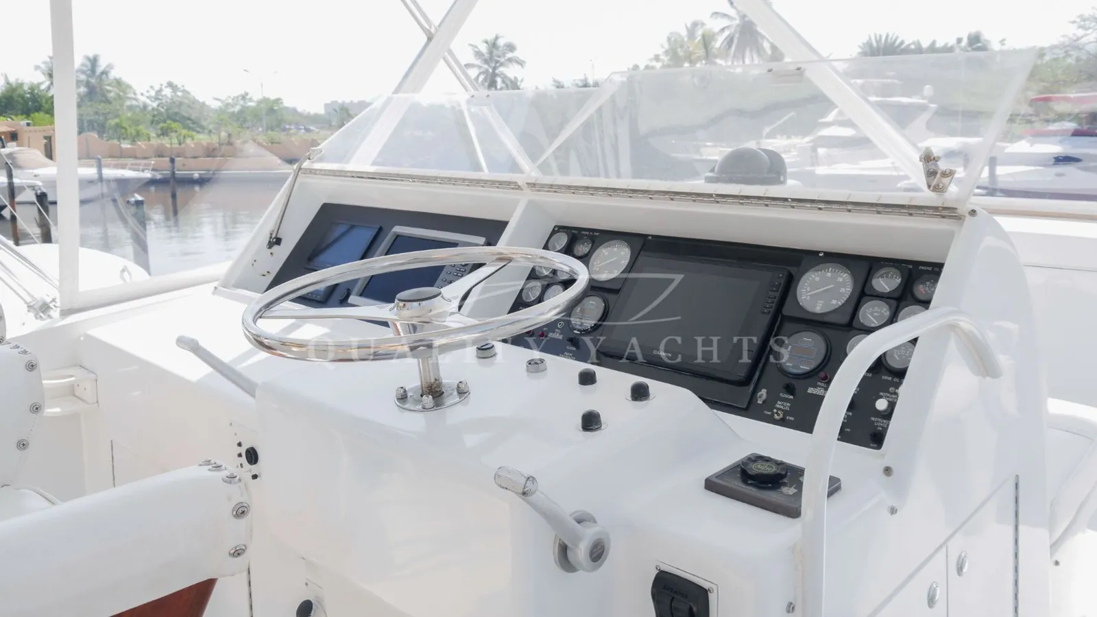Hatteras 50 Convertible — foto 5