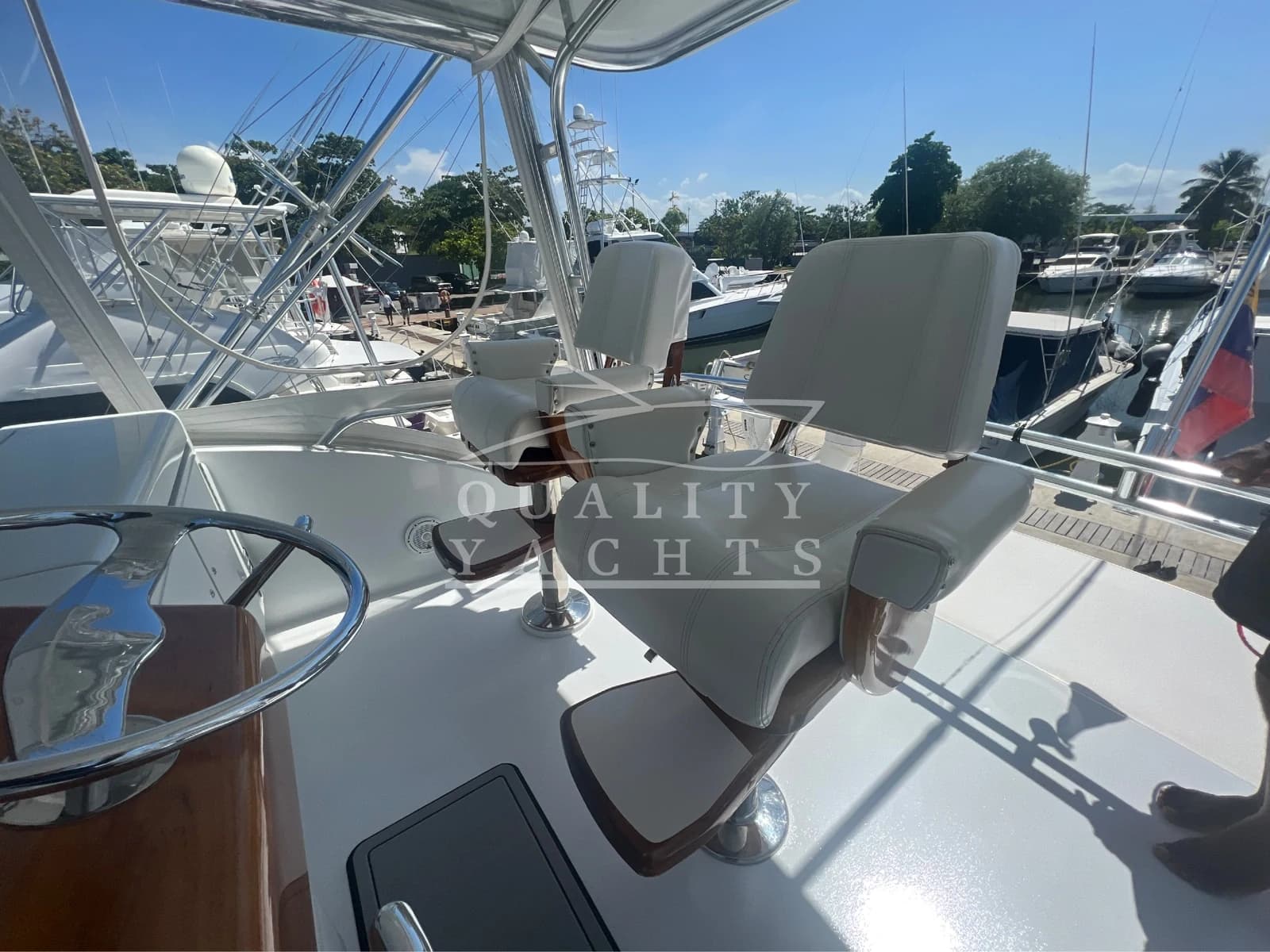 Hatteras 54 GT — foto 16