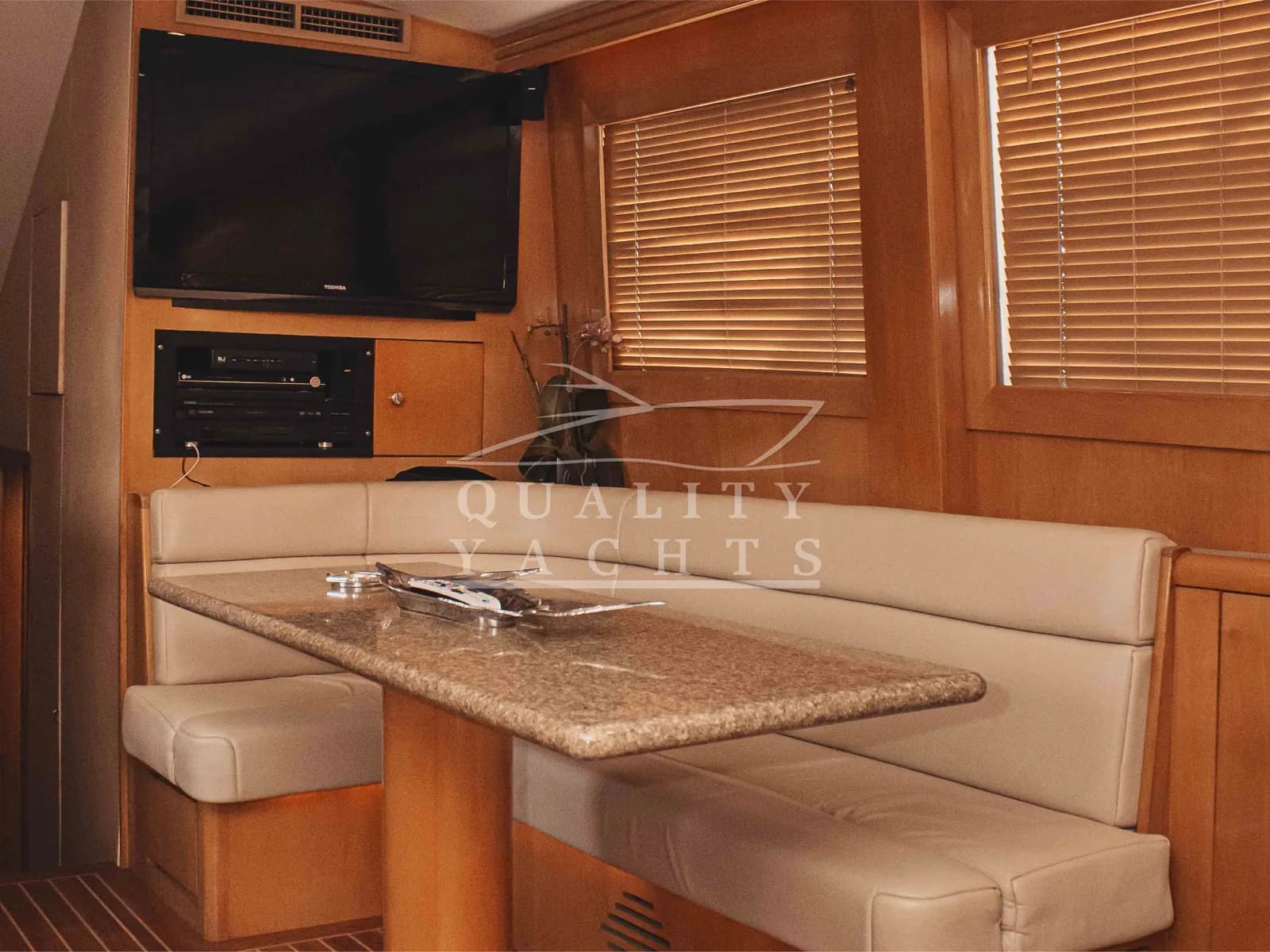 Hatteras 55 — foto 11