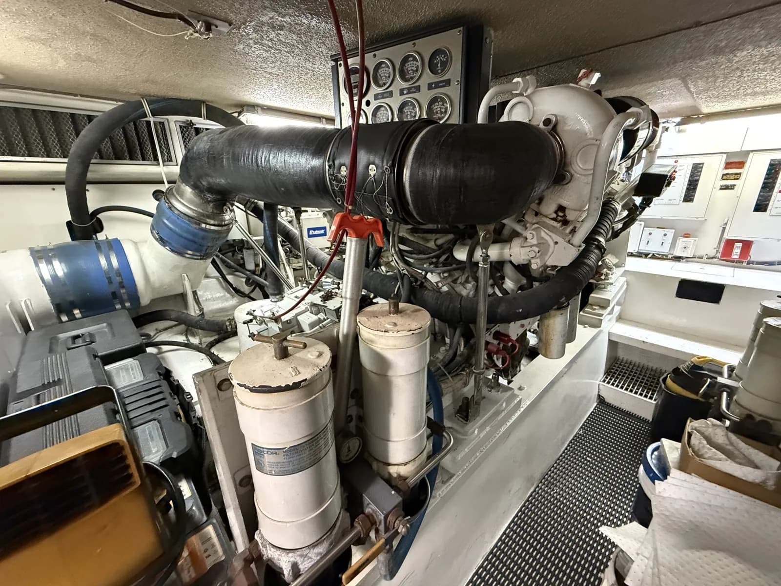 Hatteras 55 Convertible — foto 12