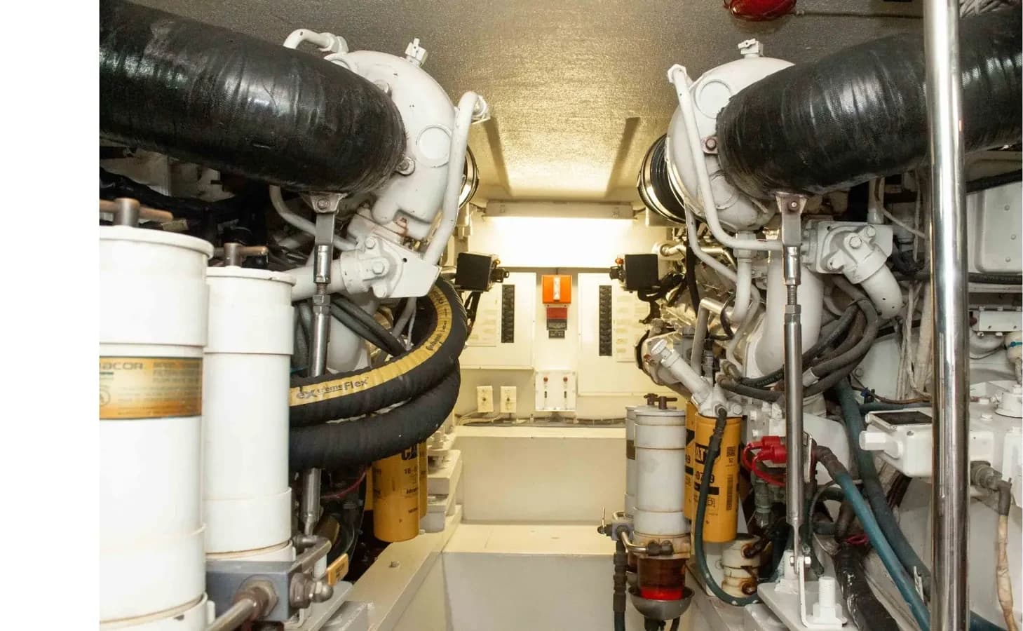 Hatteras 55 Convertible — foto 7