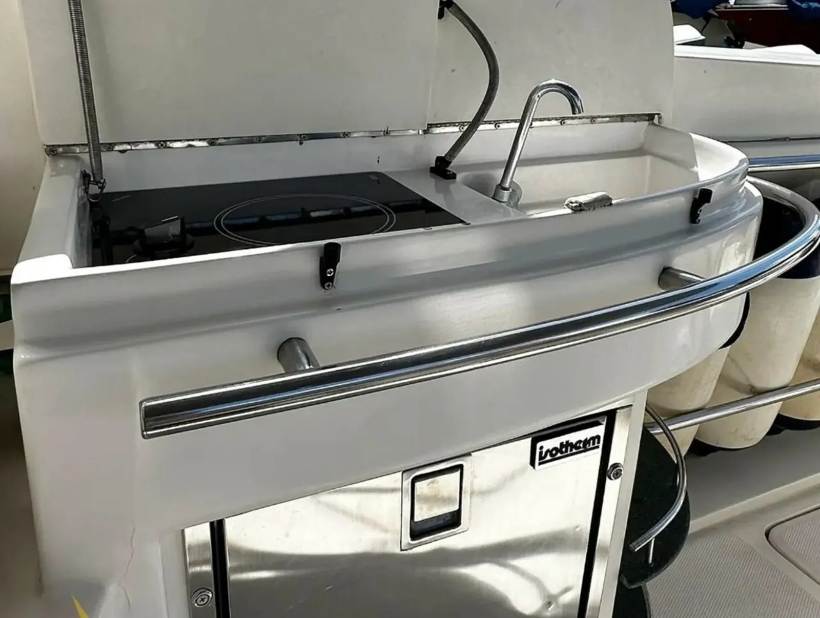 Intermarine Avanti — foto 2