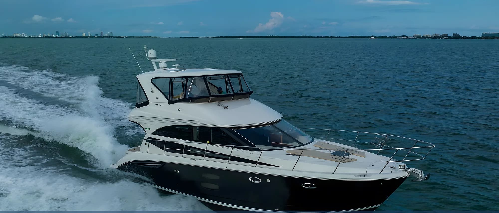 Meridian 441 Sedan 2012 — Puerto La Cruz, Venezuela