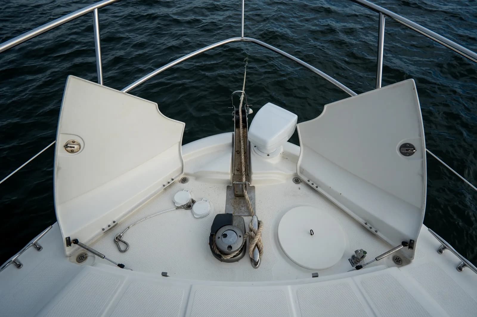 Meridian 441 Sedan — foto 8