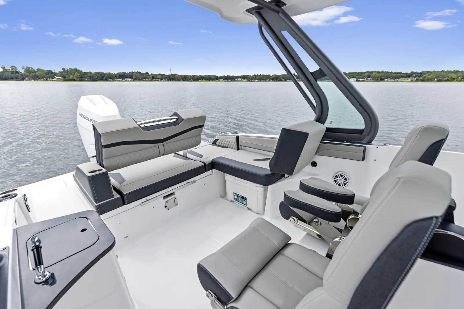 Monterey Elite Series 27 OB — foto 5