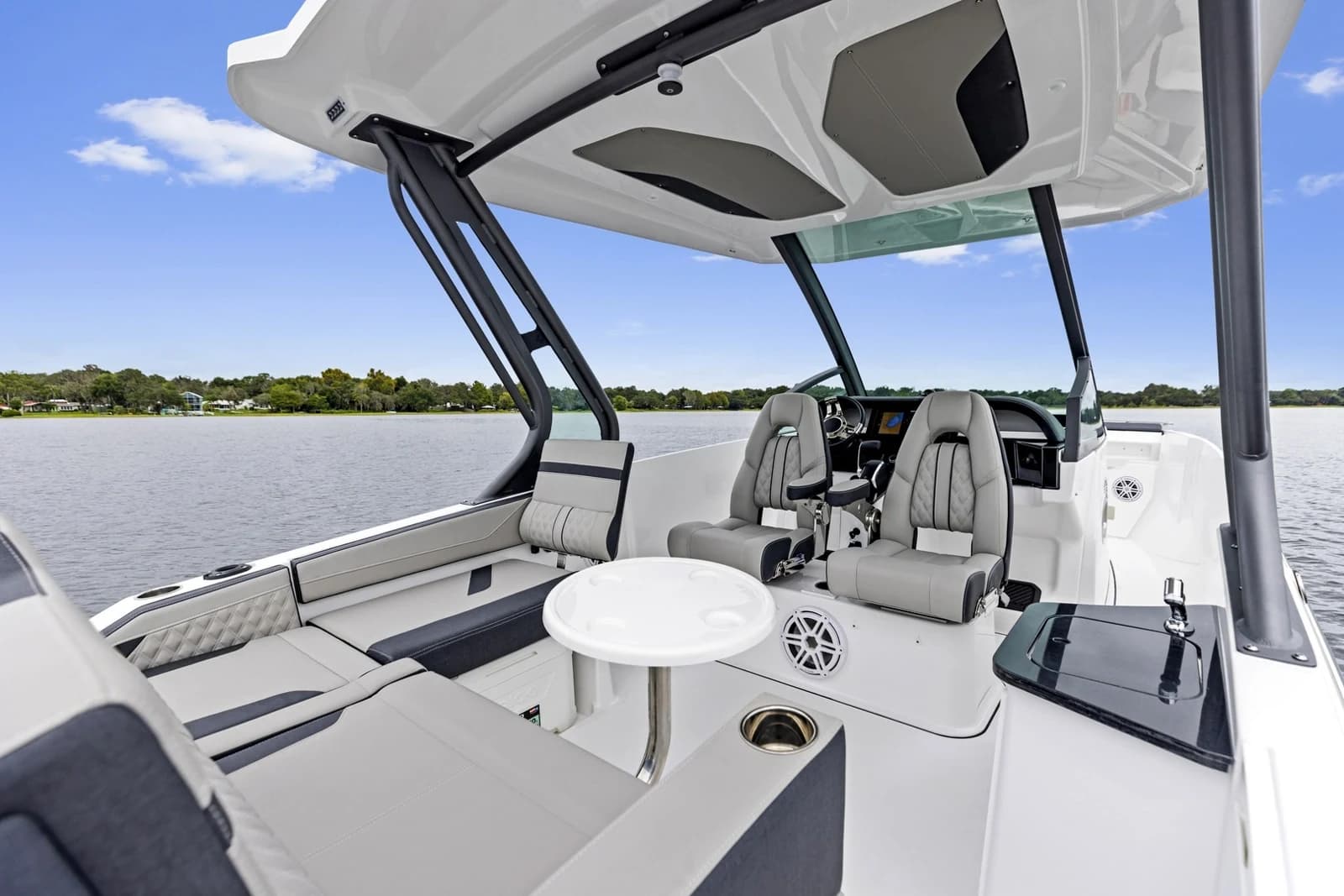 Monterey Elite Series 27 OB — foto 8