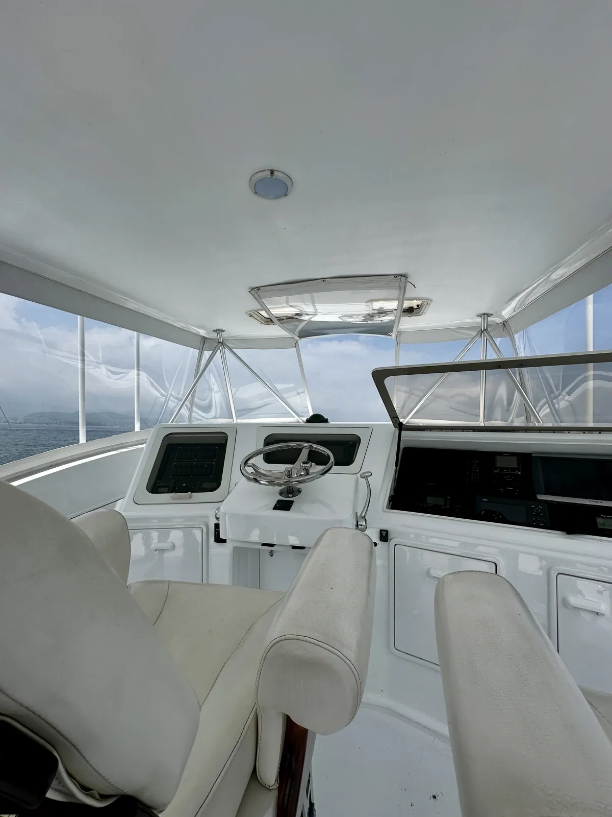 Ocean Yachts Super Sport — foto 2