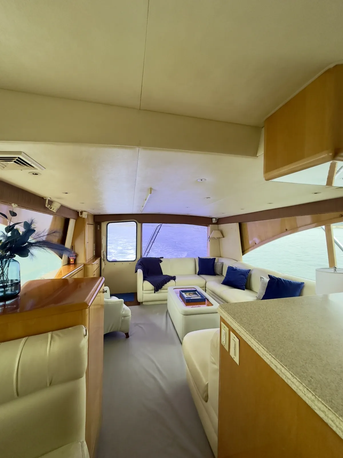 Ocean Yachts Super Sport — foto 5