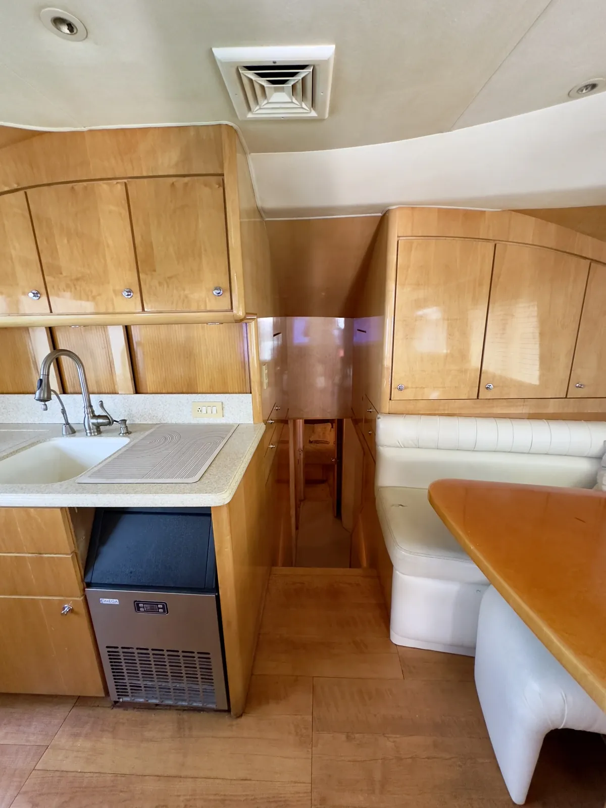 Ocean Yachts Super Sport — foto 14