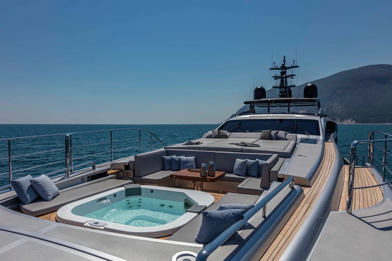 Pershing 140 — photo 5