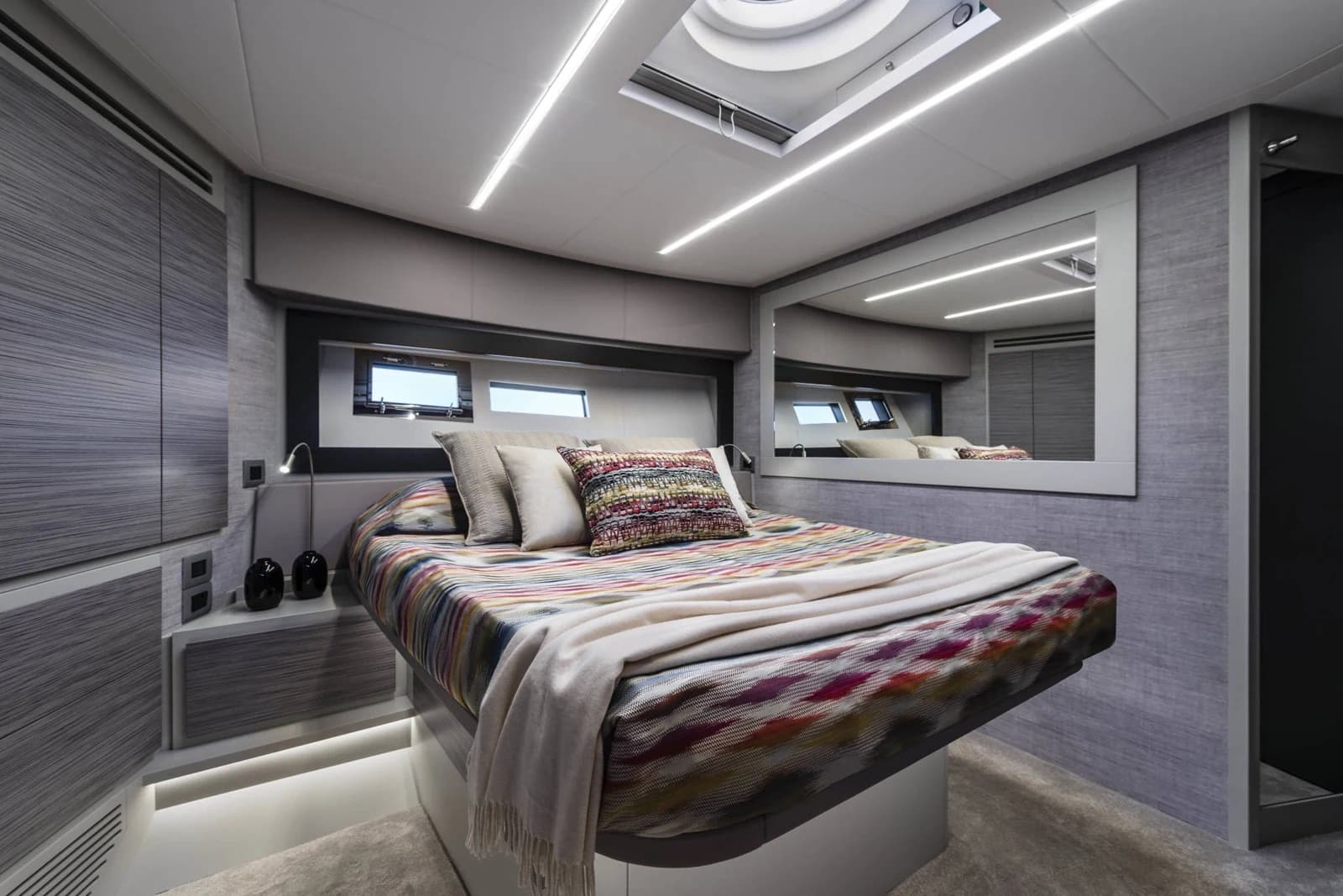 Pershing 6X — photo 10