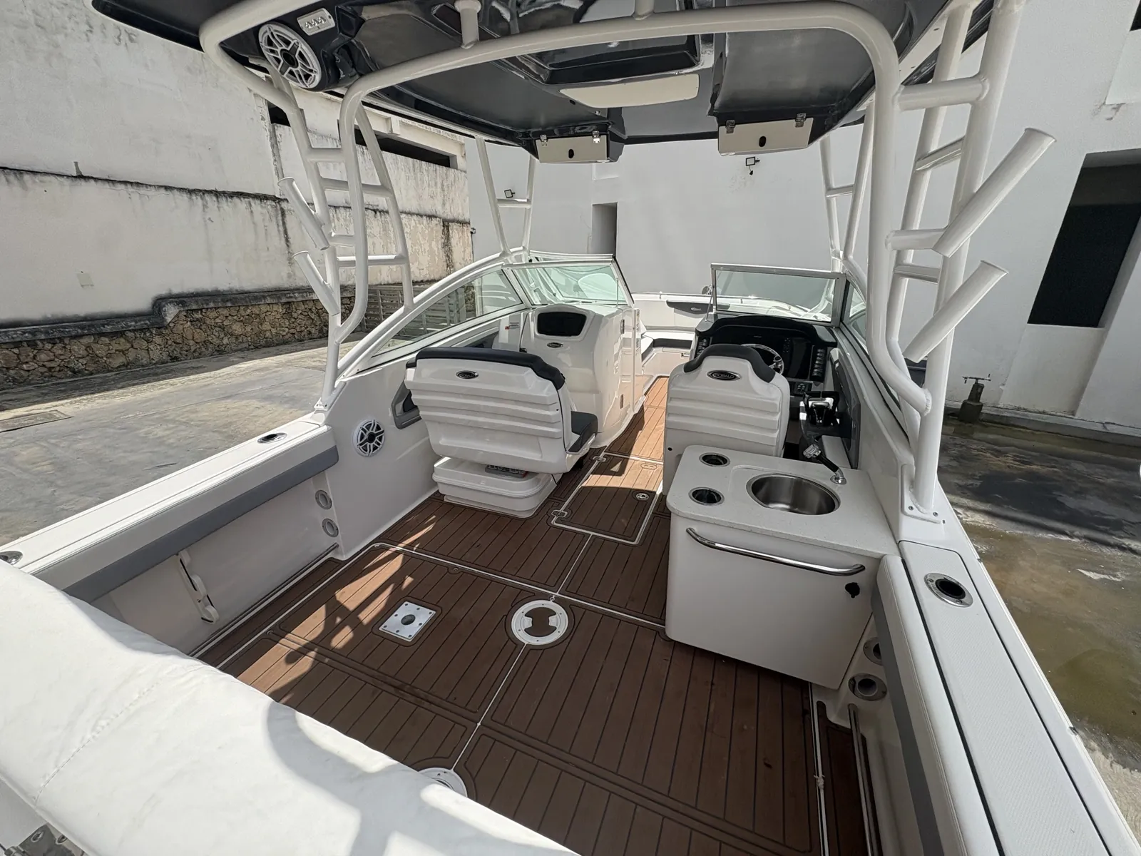 Robalo Dual Consoles — foto 4