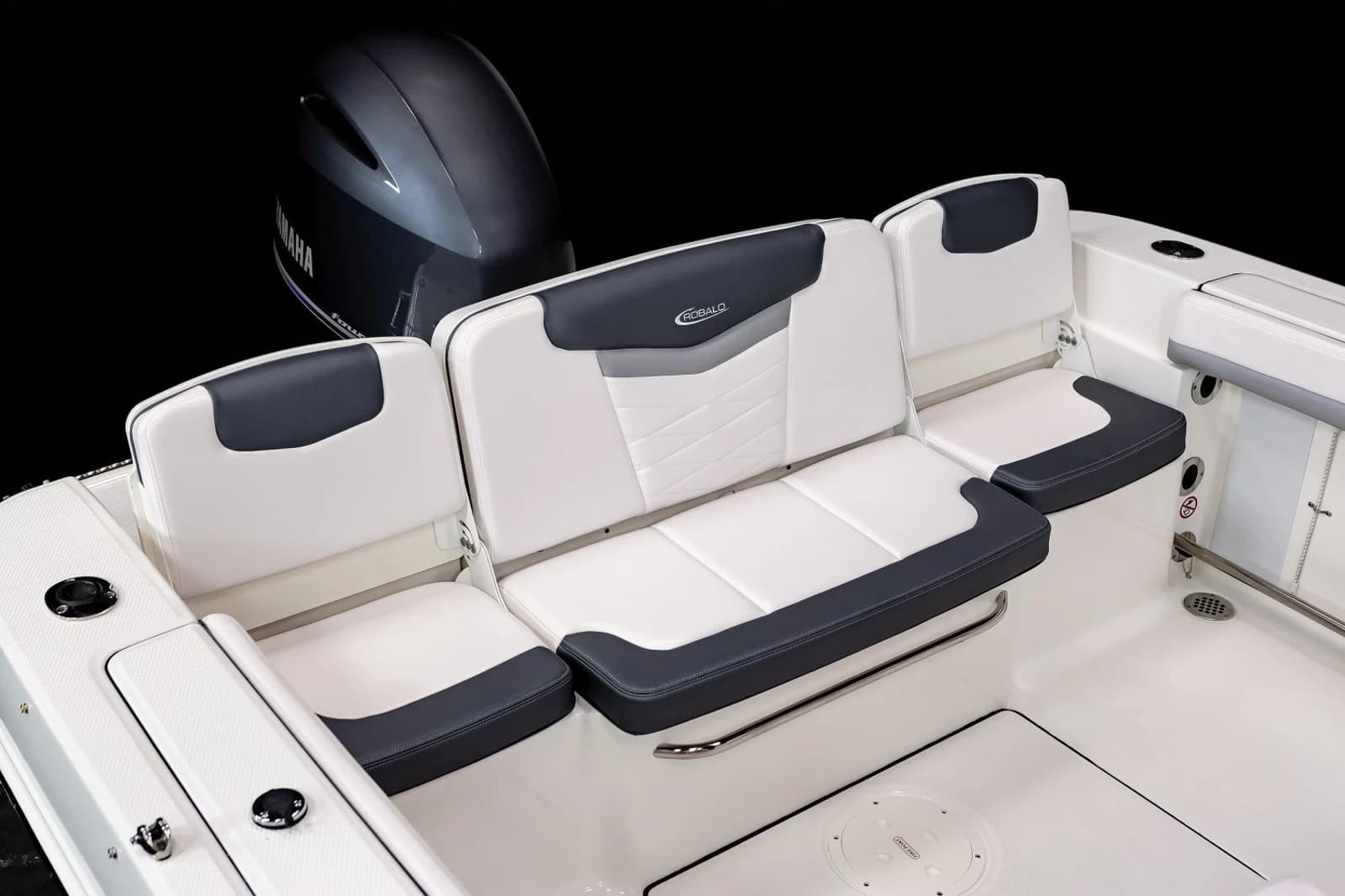 Robalo Dual Consoles R207 — photo 5