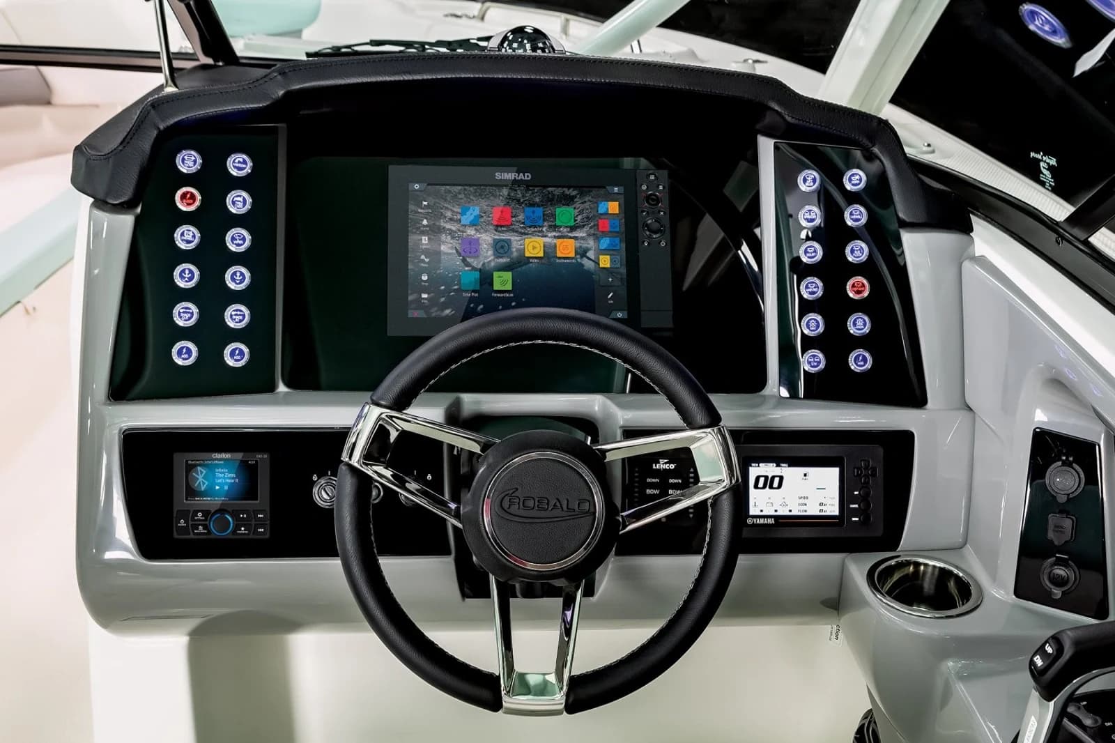 Robalo Dual Consoles R317 — foto 9