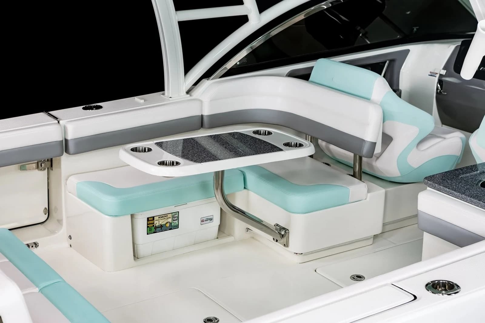 Robalo Dual Consoles R317 — foto 11
