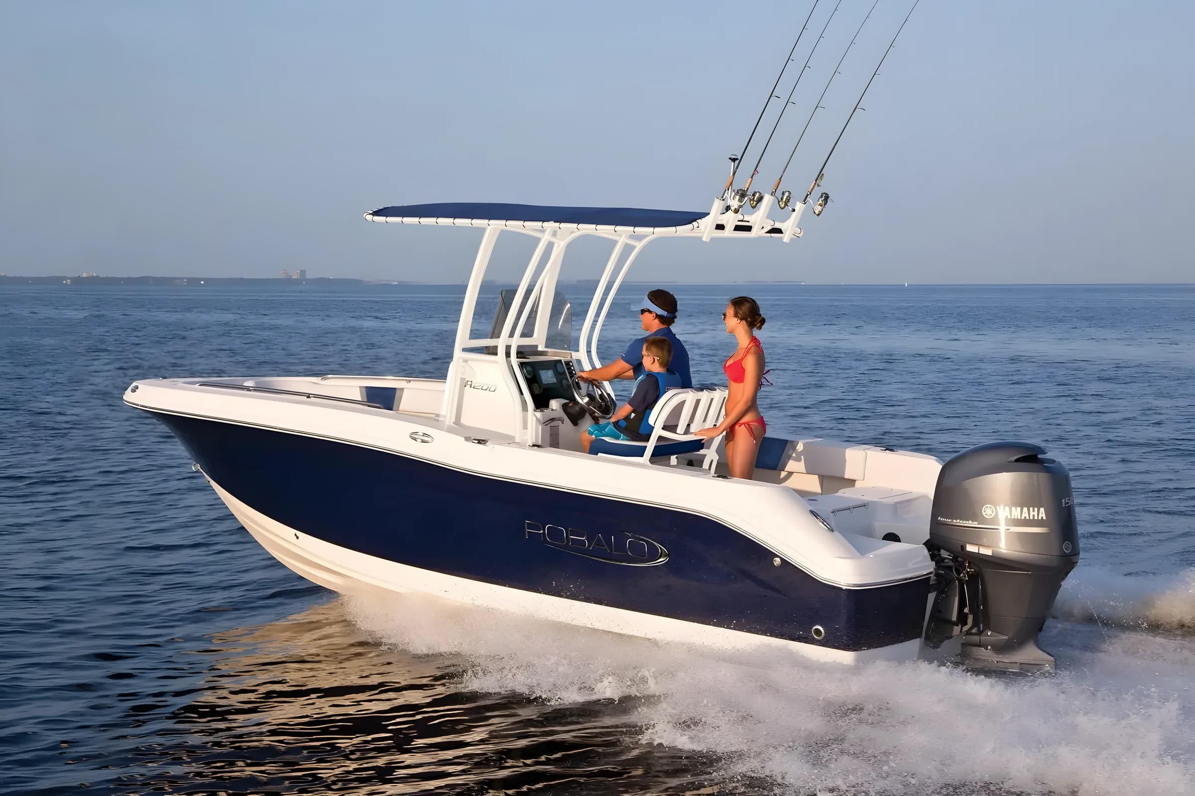 Robalo R200 2027 — Bajo pedido