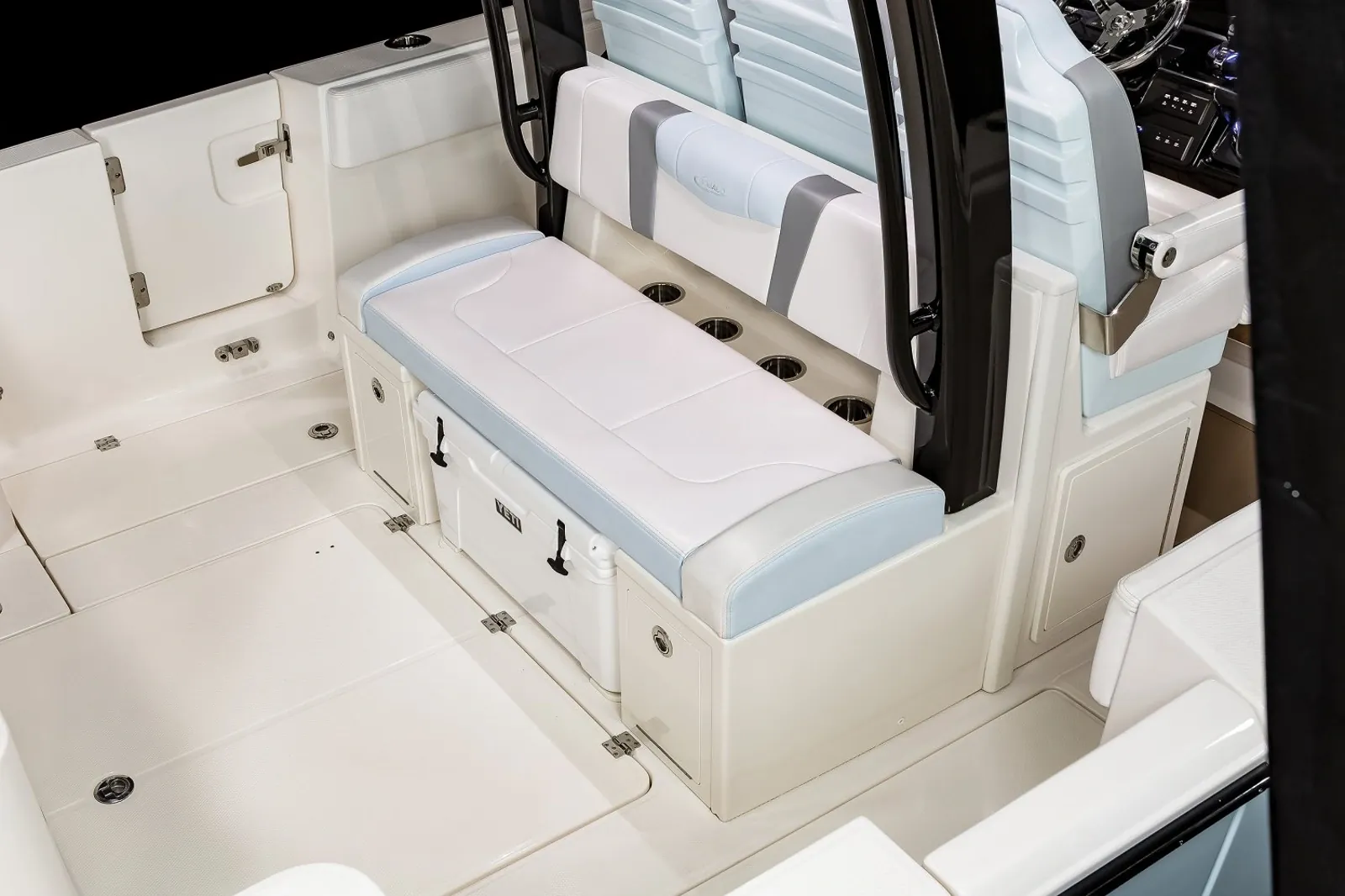 Robalo R360 — foto 7