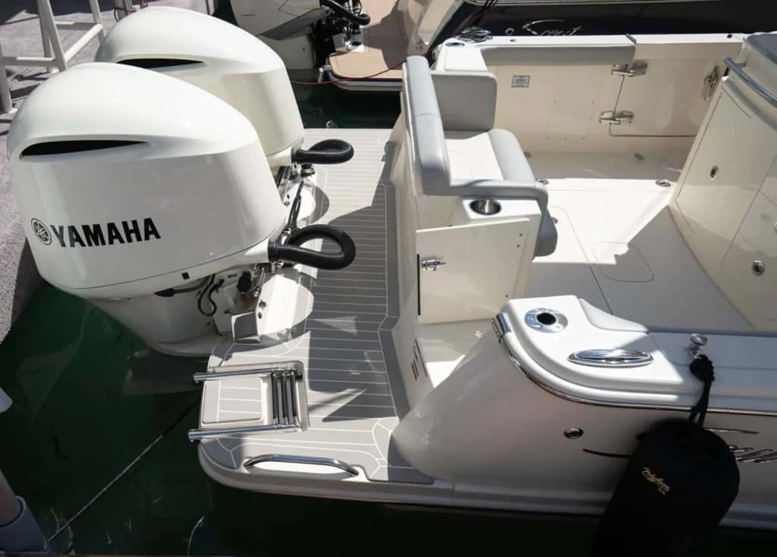 Scout 305 LXF — photo 3