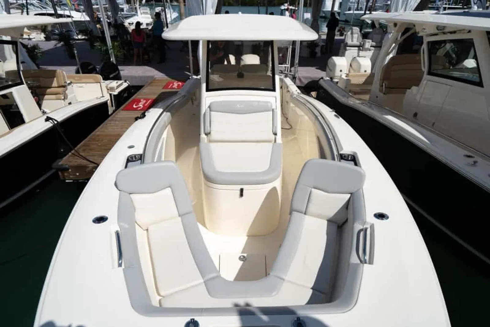 Scout 305 LXF — photo 5